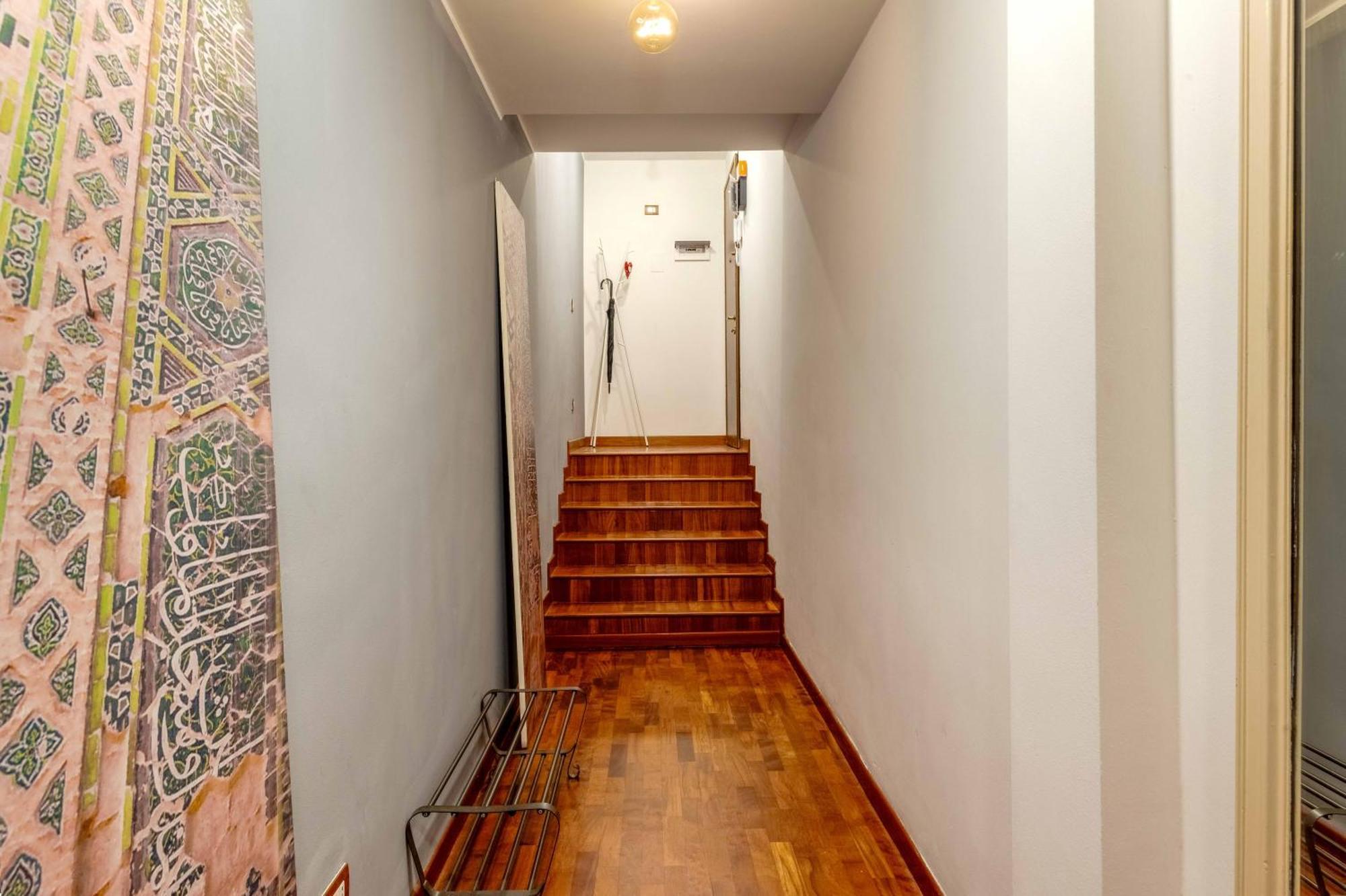 One Bedroom With Terrace Near Duomo * Mailand