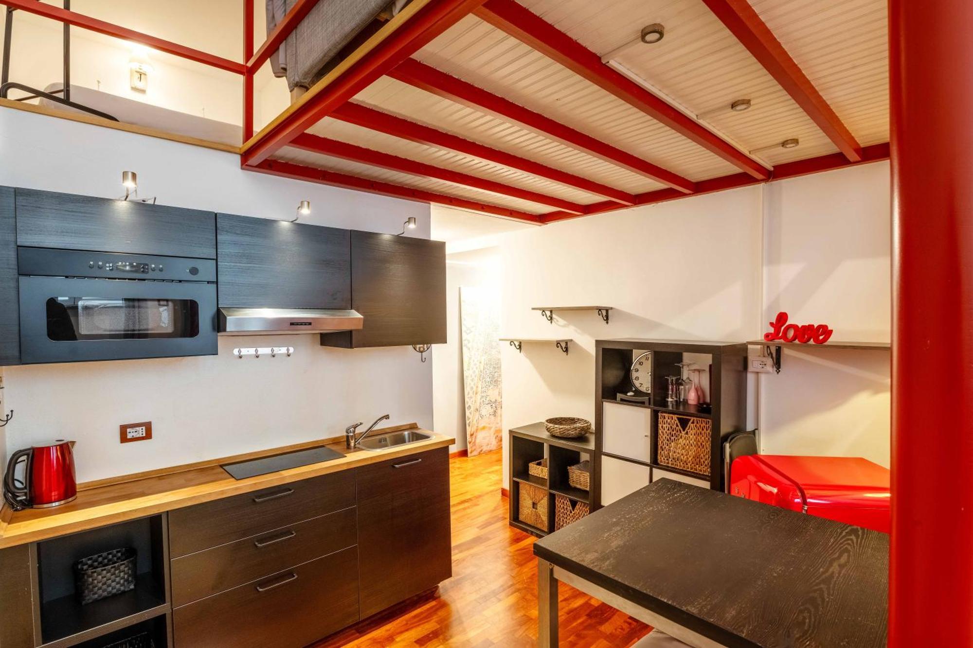 One Bedroom With Terrace Near Duomo Mailand